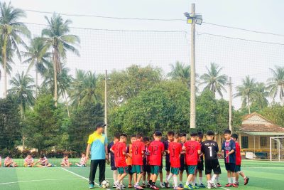 Một số hình ảnh 2 trận chung kết bóng đá mini học sinh lần thứ III của trường Tiểu học Phổ An