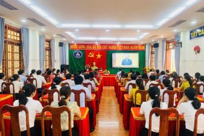 Tham gia Hội nghị toàn quốc quán triệt, triển khai thực hiện Nghị quyết Trung ương Hội nghị lần thứ hai, BCH Trung ương Đảng khóa XIV